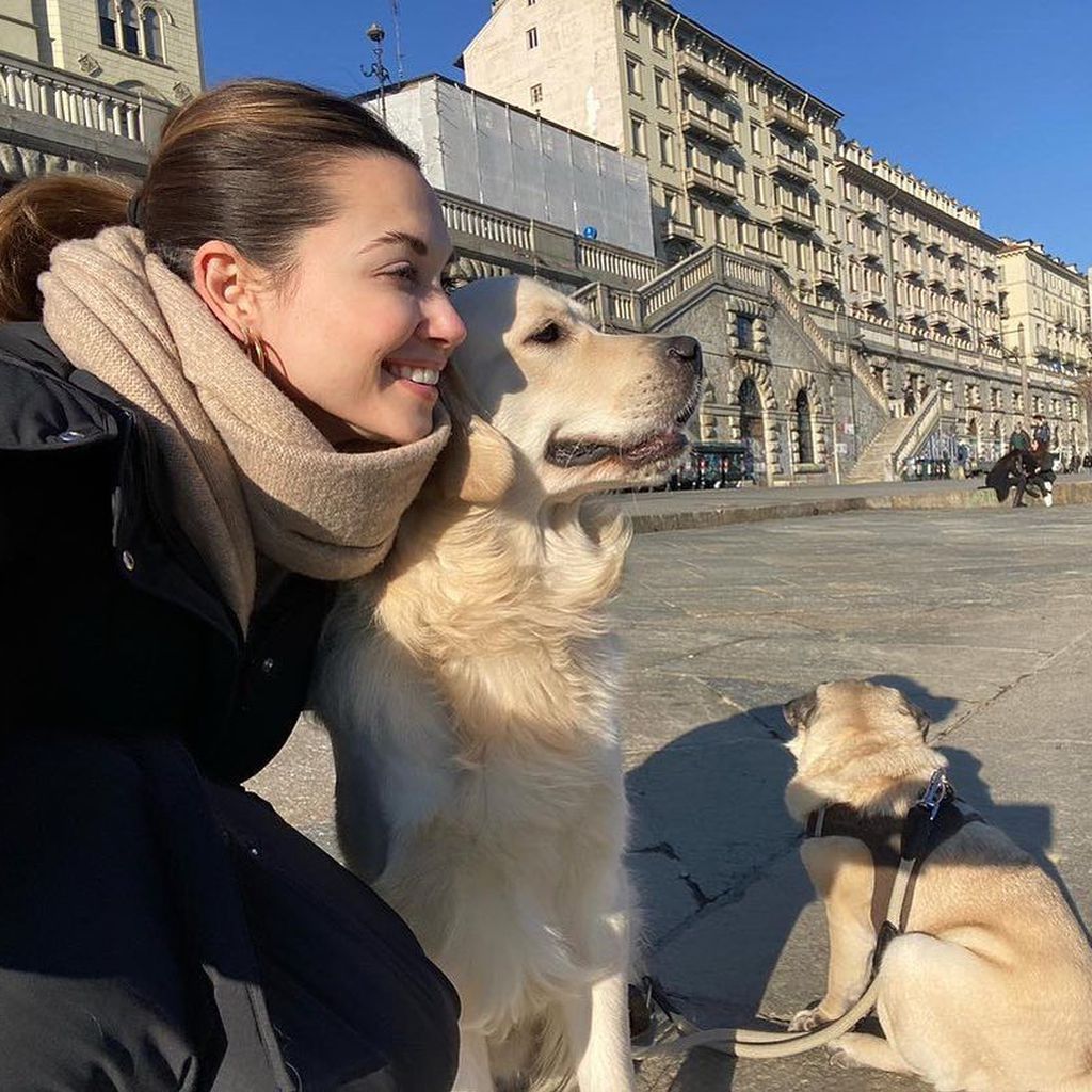 Mandy Capristo mit ihren Hunden, Dezember 2021