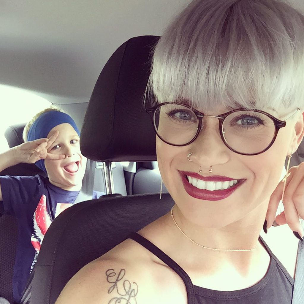 Mandy-Kay Bart und ihr Sohn, Juni 2017