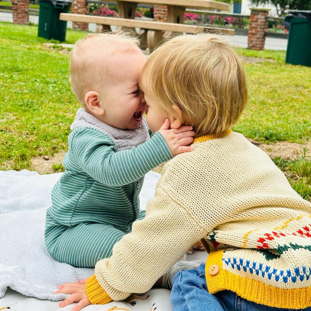 Mandy Moores Söhne Gus und Ozzie