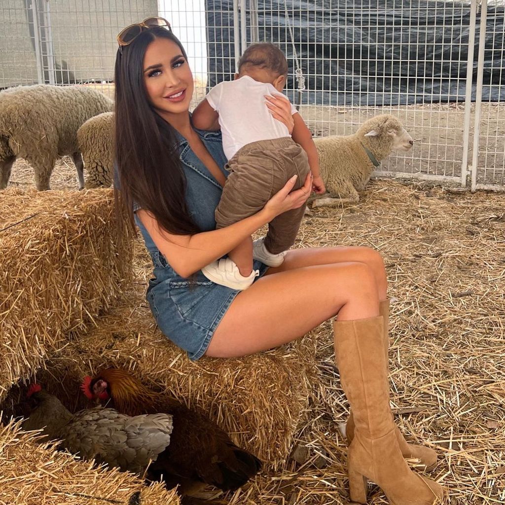 Maralee Nichols mit ihrem Sohn Theo