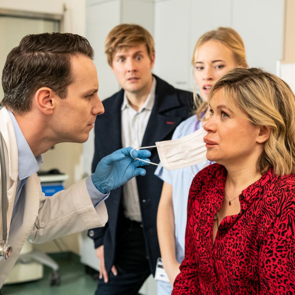 Marc Dumitru, Oli P., Valerie Huber und Tania Carlin in "Nachtschwestern"