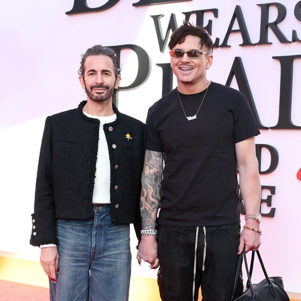 Marc Jacobs und sein Ehemann Char Defrancesco bei der Weltpremiere von "Der Teufel trägt Prada 2", 2026