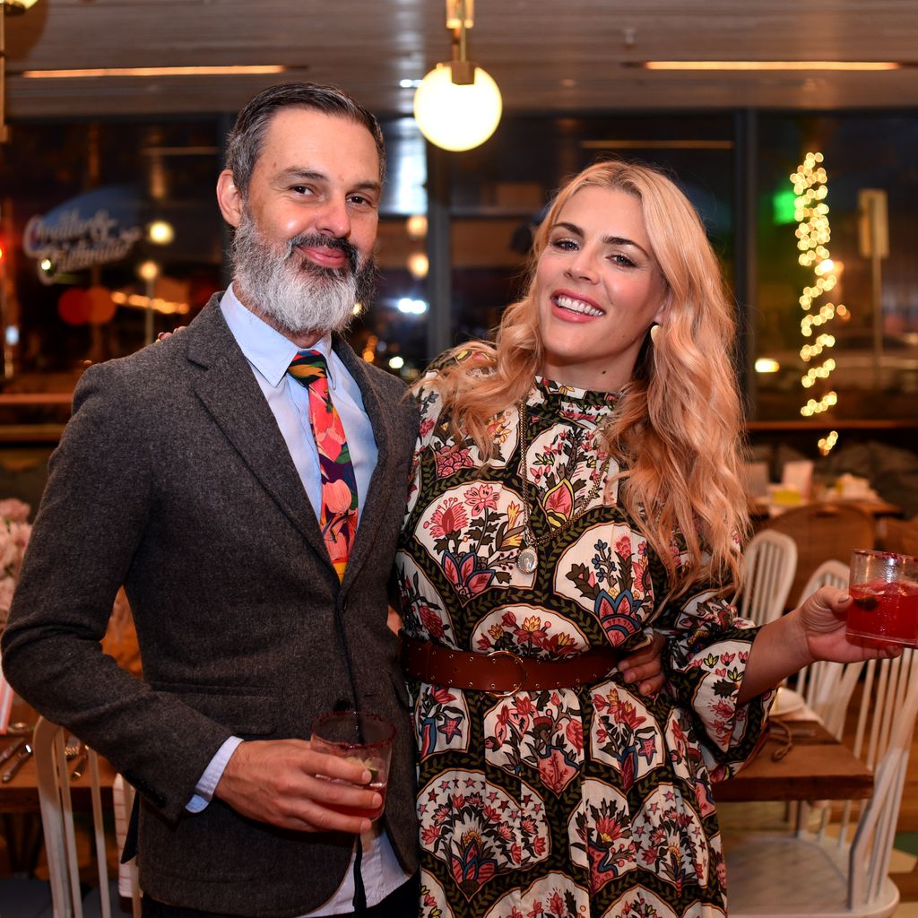 Marc Silverstein und Busy Philipps, 2019