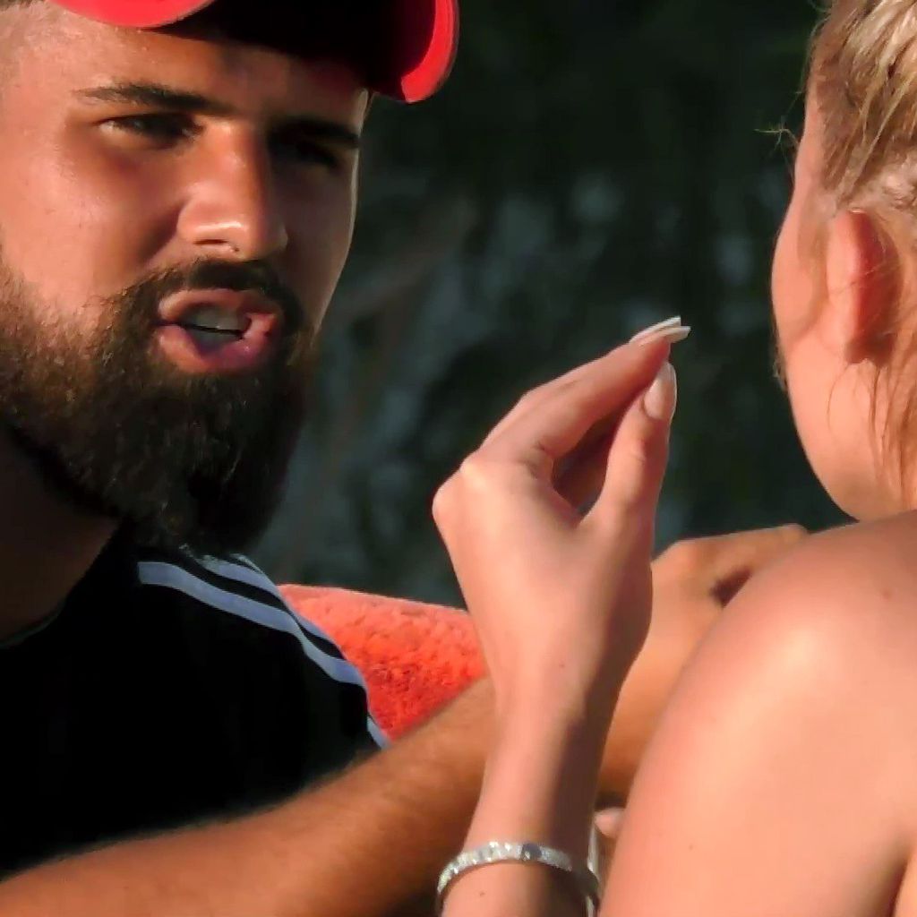 Marcel und Laura bei "Are You The One?"