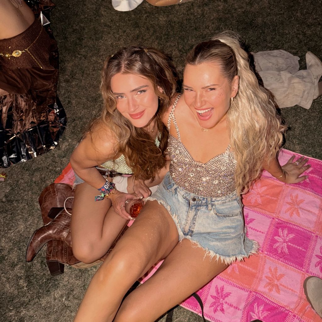 Maren Wolf mit einer Freundin, Coachella im April 2026