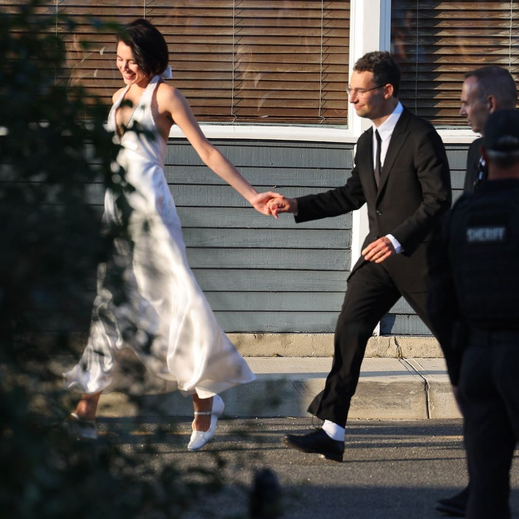 Margaret Qualley und Jack Antonoff bei ihrer Hochzeit