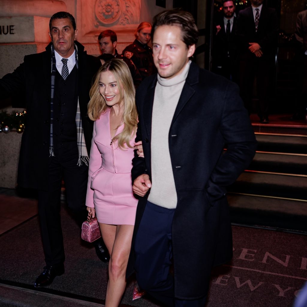 Margot Robbie und Tom Ackerley im November 2023