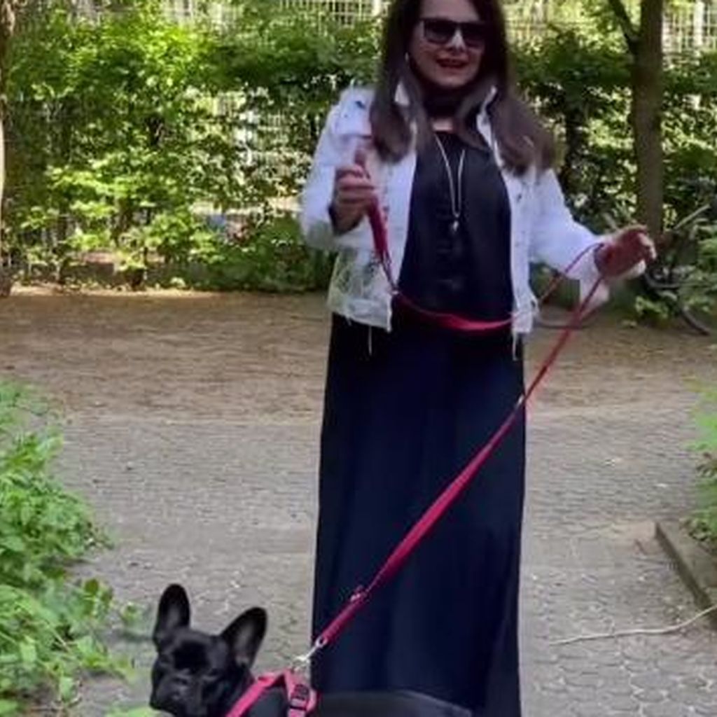 Marianne Rosenberg mit ihrer Hündin Shiva