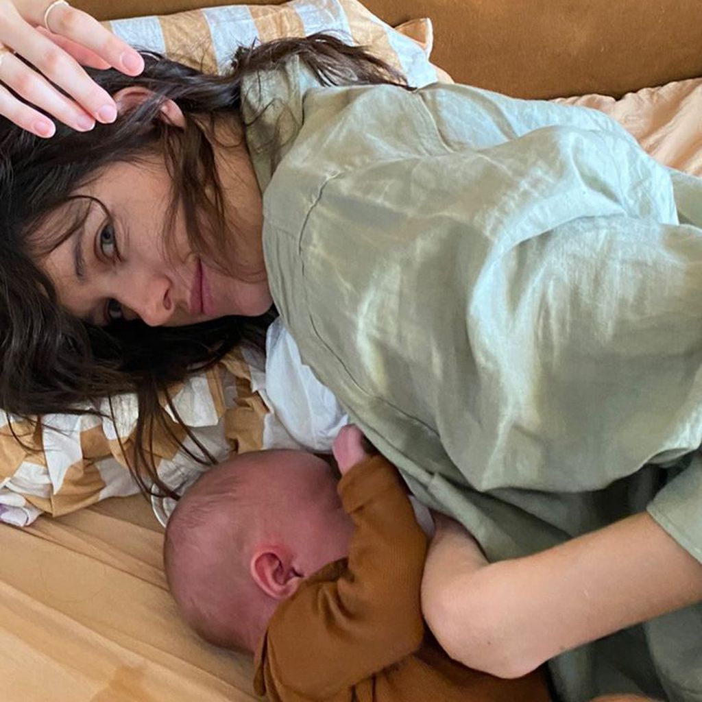 Marie Nasemann mit ihrem Baby