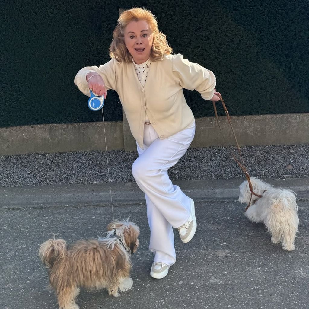 Marijke Amado mit ihren Hunden