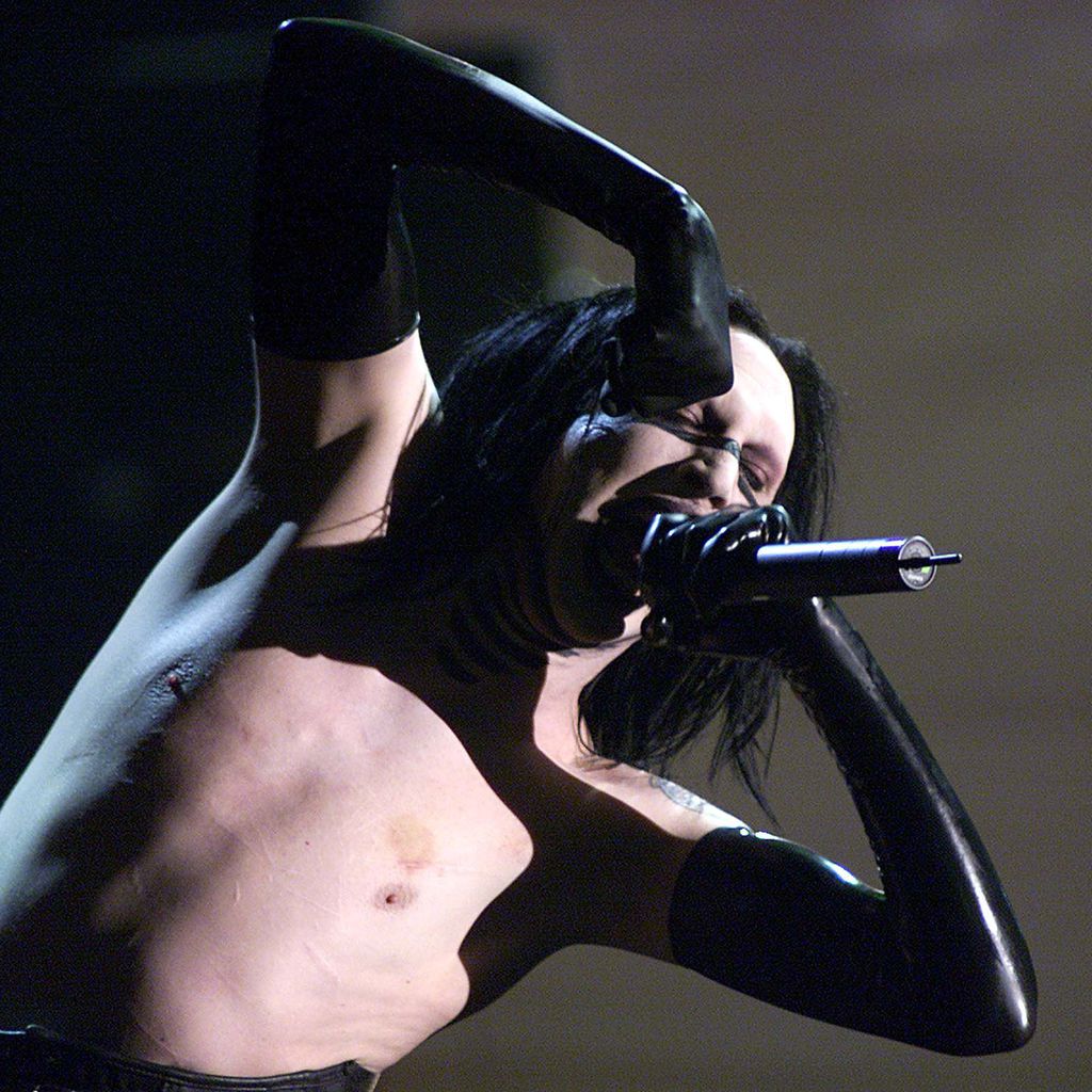 Sänger Marilyn Manson, 2001