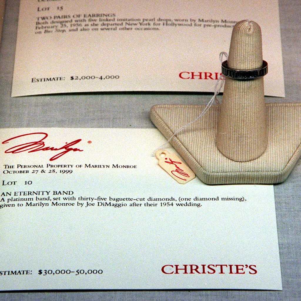 Marilyn Monroes Platin-Ewigkeitsring bei Christie's in New York, ein Geschenk von Joe DiMaggio aus dem Jahr 1954
