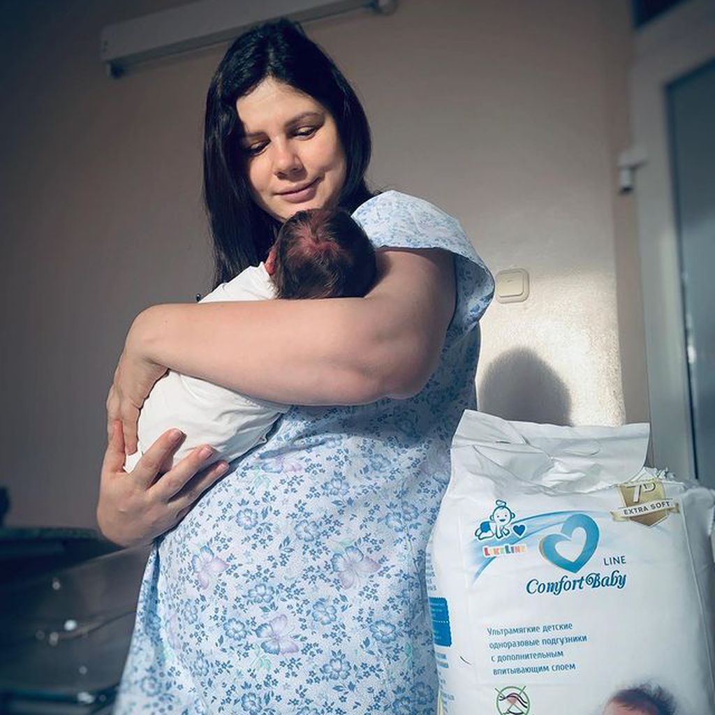 Marina Balmasheva mit ihrem Baby