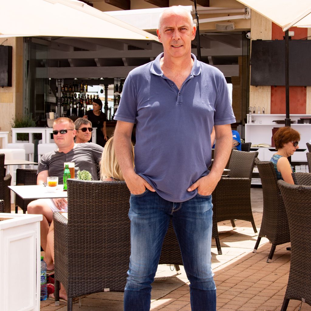 Mario Basler beim Softopening seines Restaurants MB30