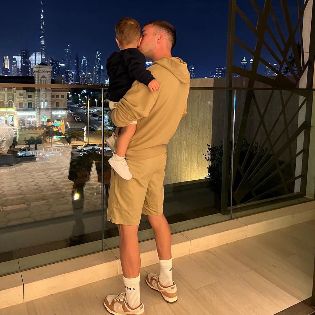 Mario Götze und Rome in Dubai, Dezember 2021