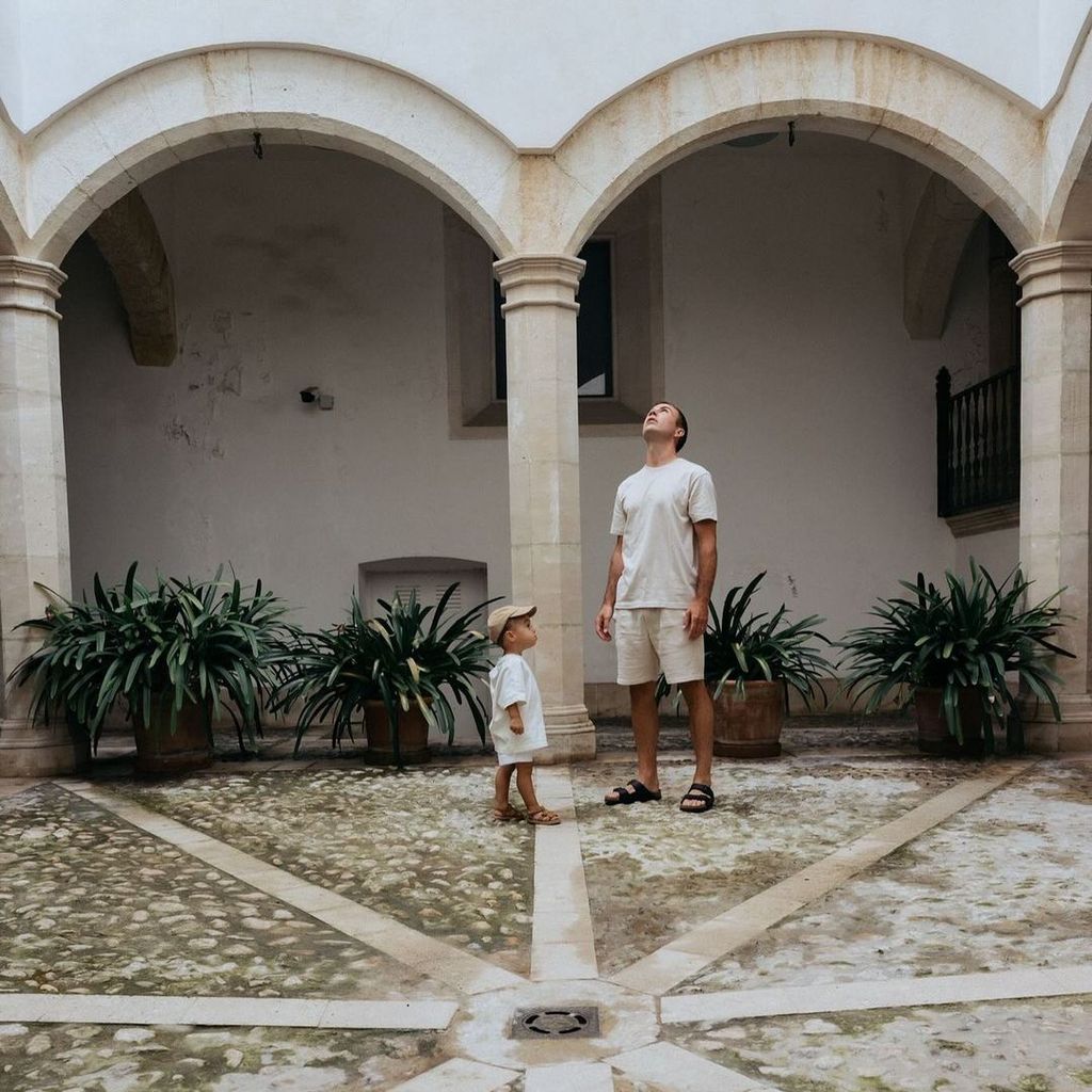 Mario Götze mit seinem Sohn Rome