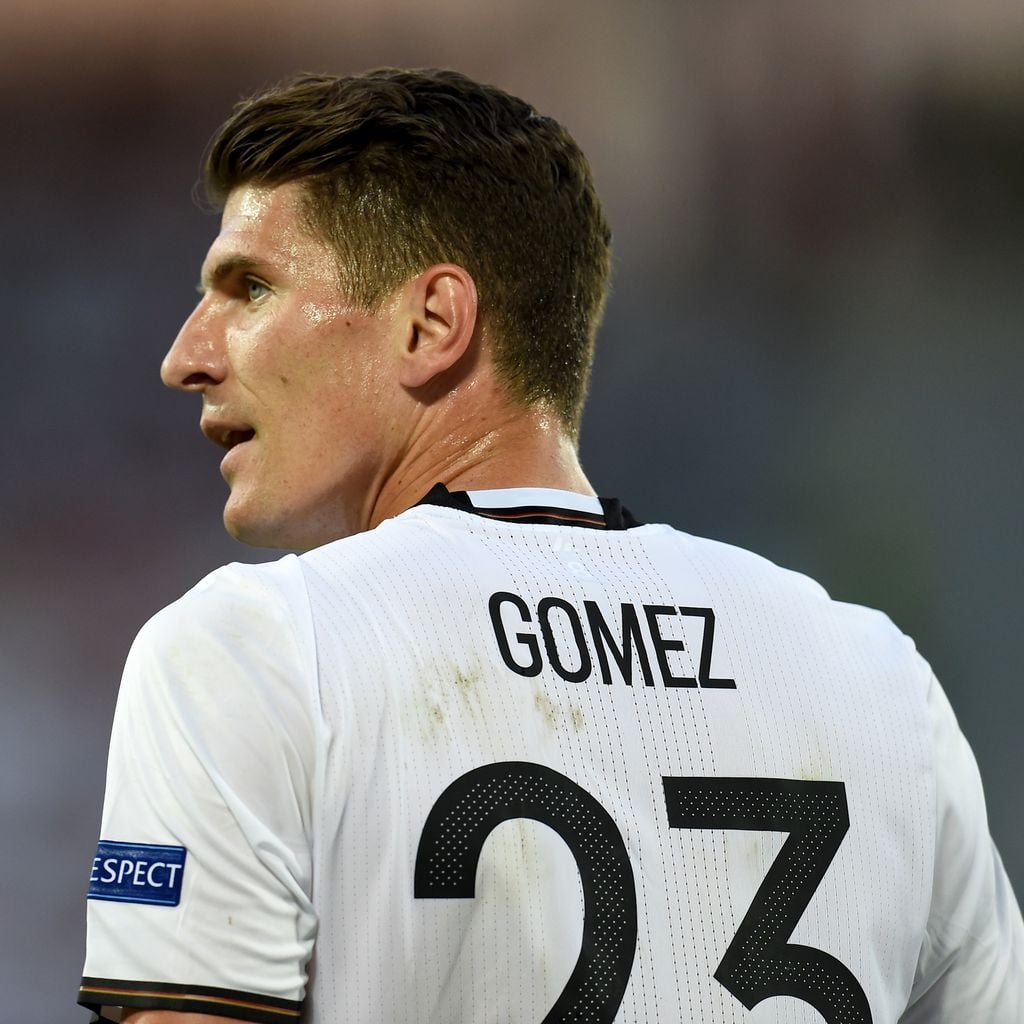 Mario Gomez bei einem UEFA-Championsleaguespiel in Bordeaux im Juli 2016