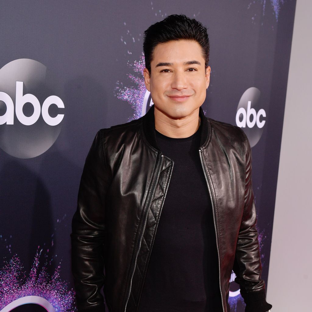 Mario Lopez, Moderator