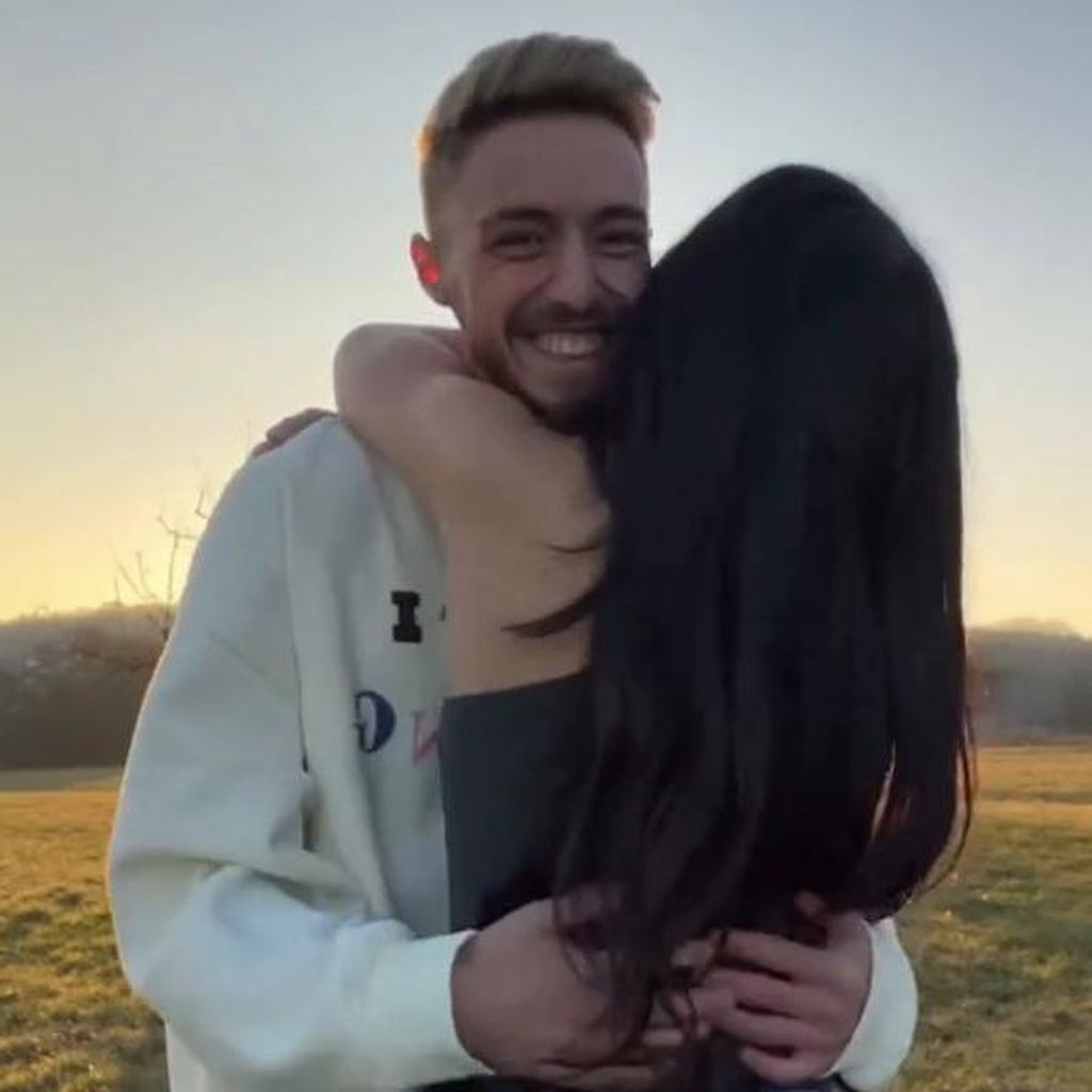 Mario Novembre und seine Freundin im Februar 2023