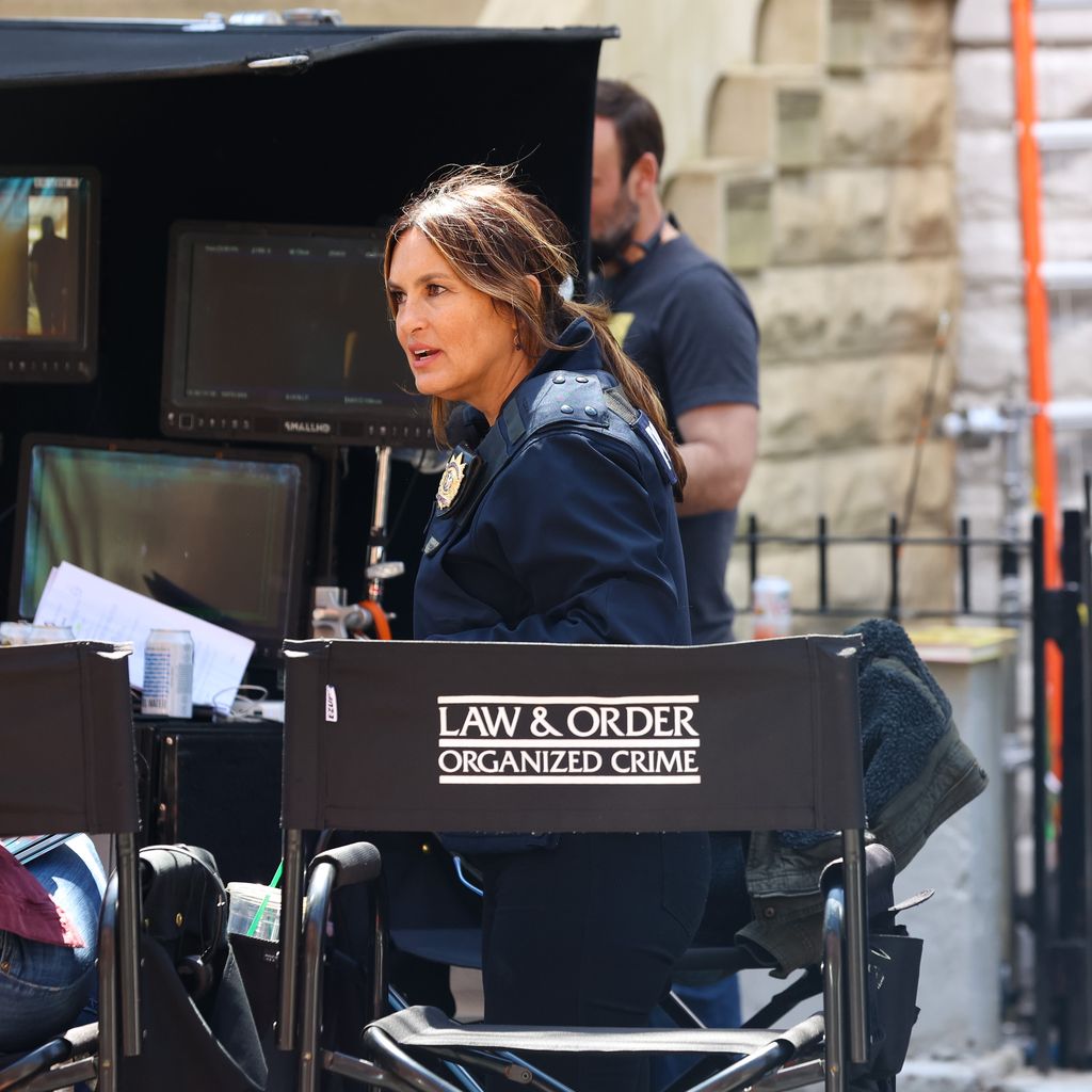 Mariska Hargitay am "Law and Order: Organized Crime"-Set