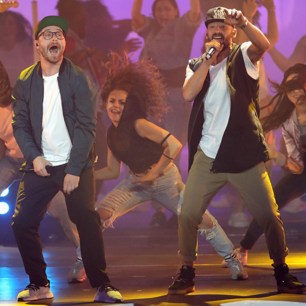 Mark Forster und Gentleman beim ECHO 2018 in Berlin