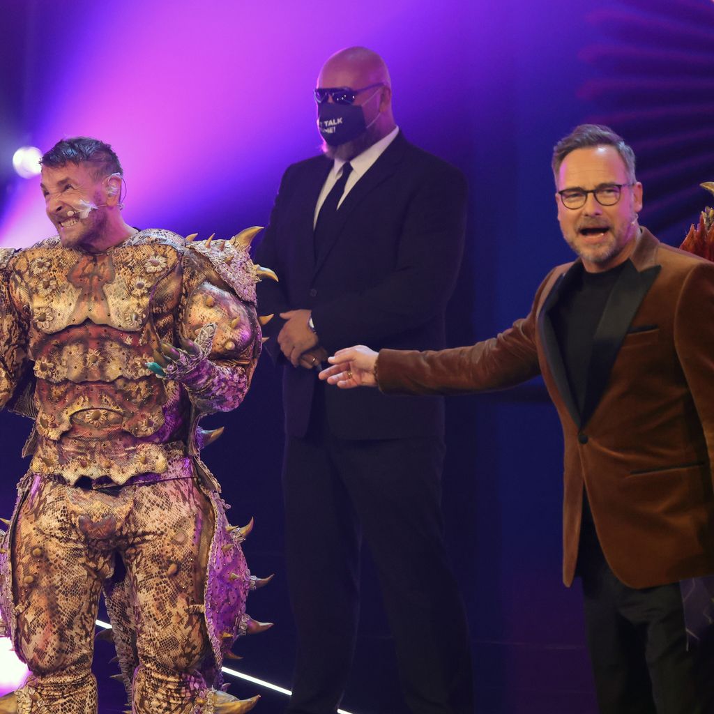 Mark Keller und Matthias Opdenhövel bei "The Masked Singer"