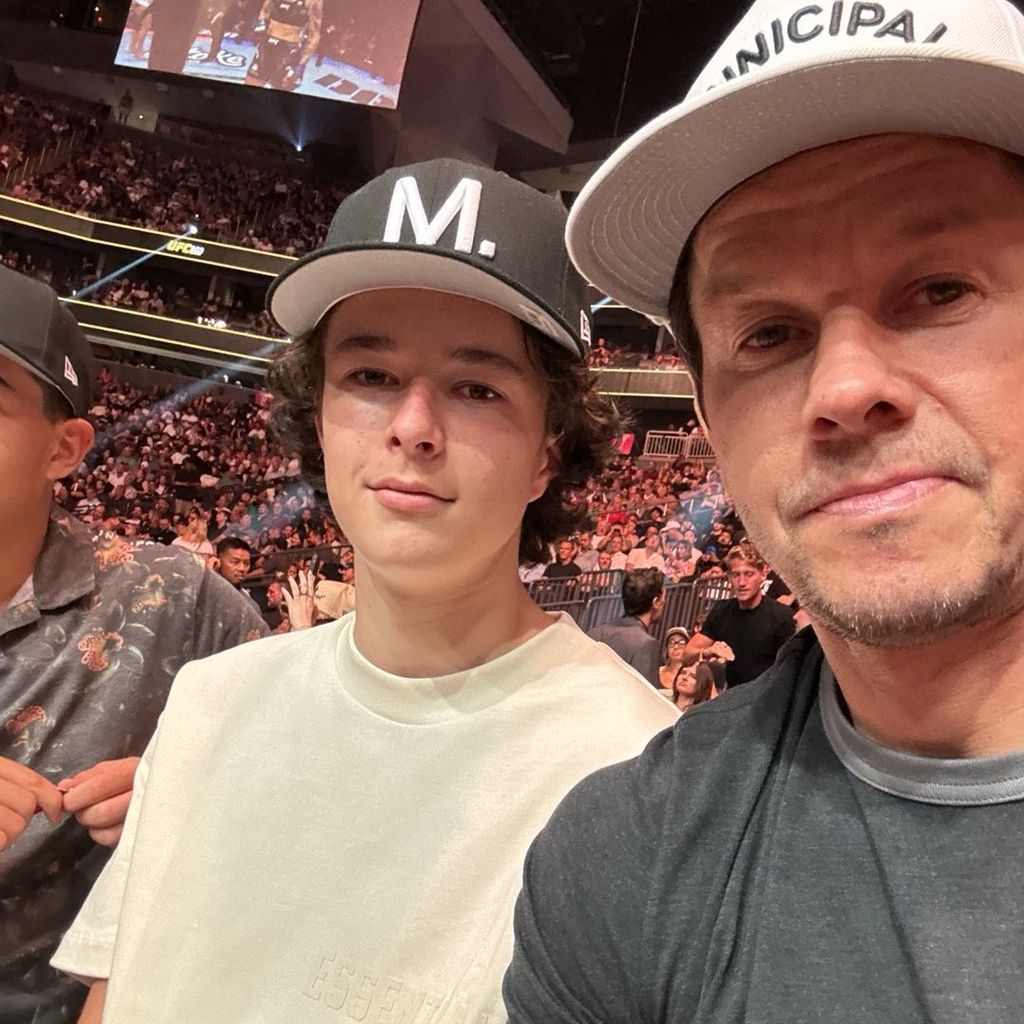 Mark Wahlberg mit seinem Sohn Brendan