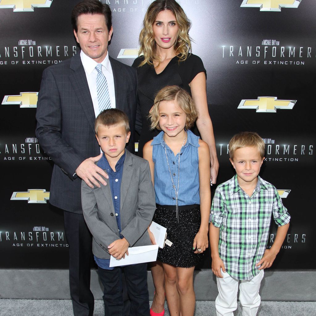 Mark Wahlberg, Rhea Durham und ihre Kinder Michael, Ella Rae und Brendan Joseph in NYC im Juni 2014