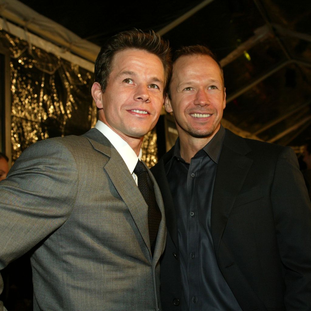 Mark Wahlberg und Donnie Wahlberg im Oktober 2002 in Beverly Hills
