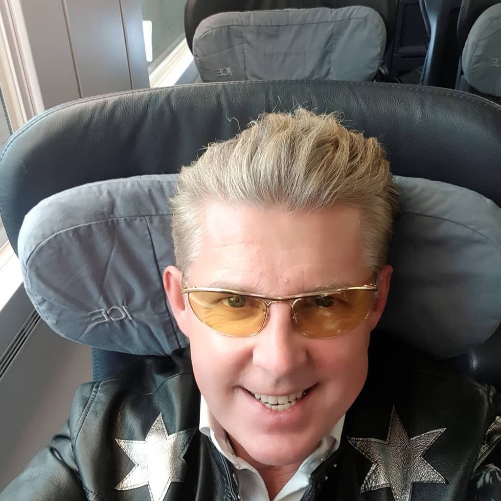 Markus Mörl, Sänger