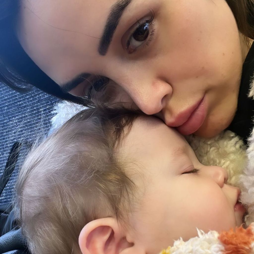 Marnie Simpson mit ihrem Sohn Oax