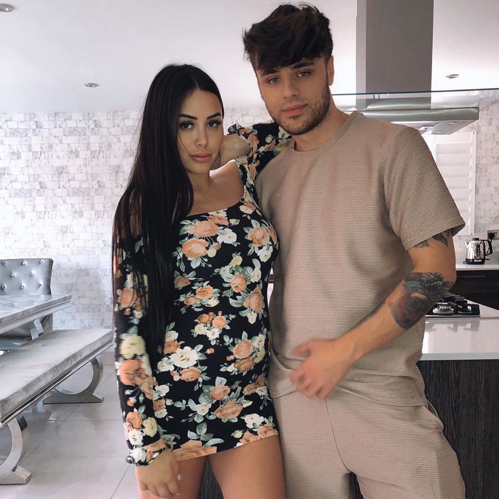 Marnie Simpson und Casey Johnson