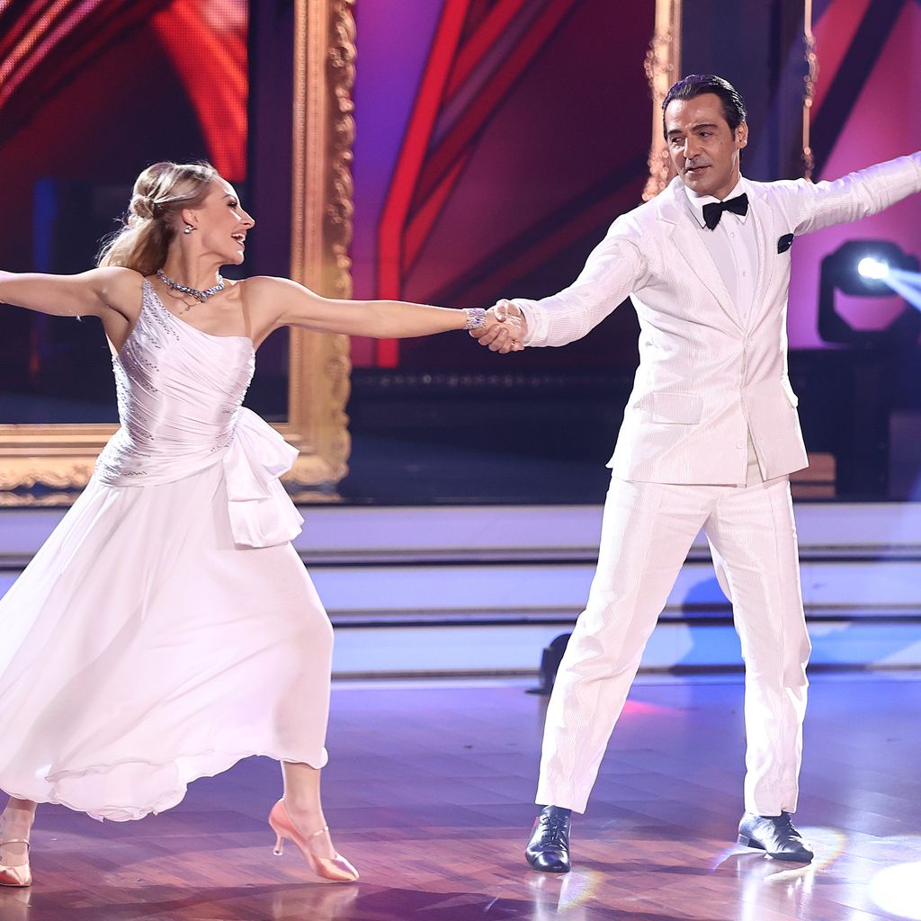 Marta Arndt und Erol Sander in der dritten "Let's Dance"-Show 2021