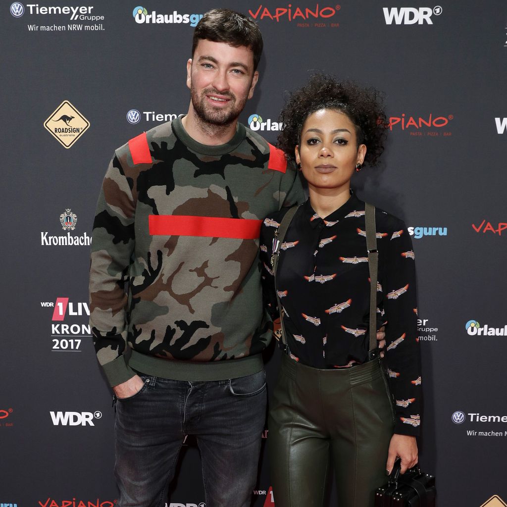 Marteria mit seiner Frau Jadula Laciny bei der 1Live-Krone 2017