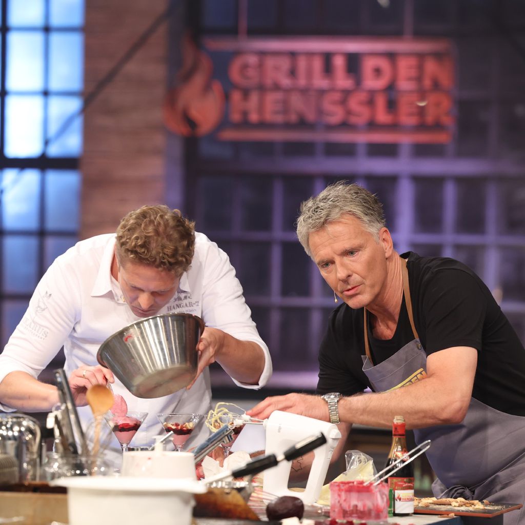 Martin Klein und Jörg Pilawa bei "Grill den Henssler"