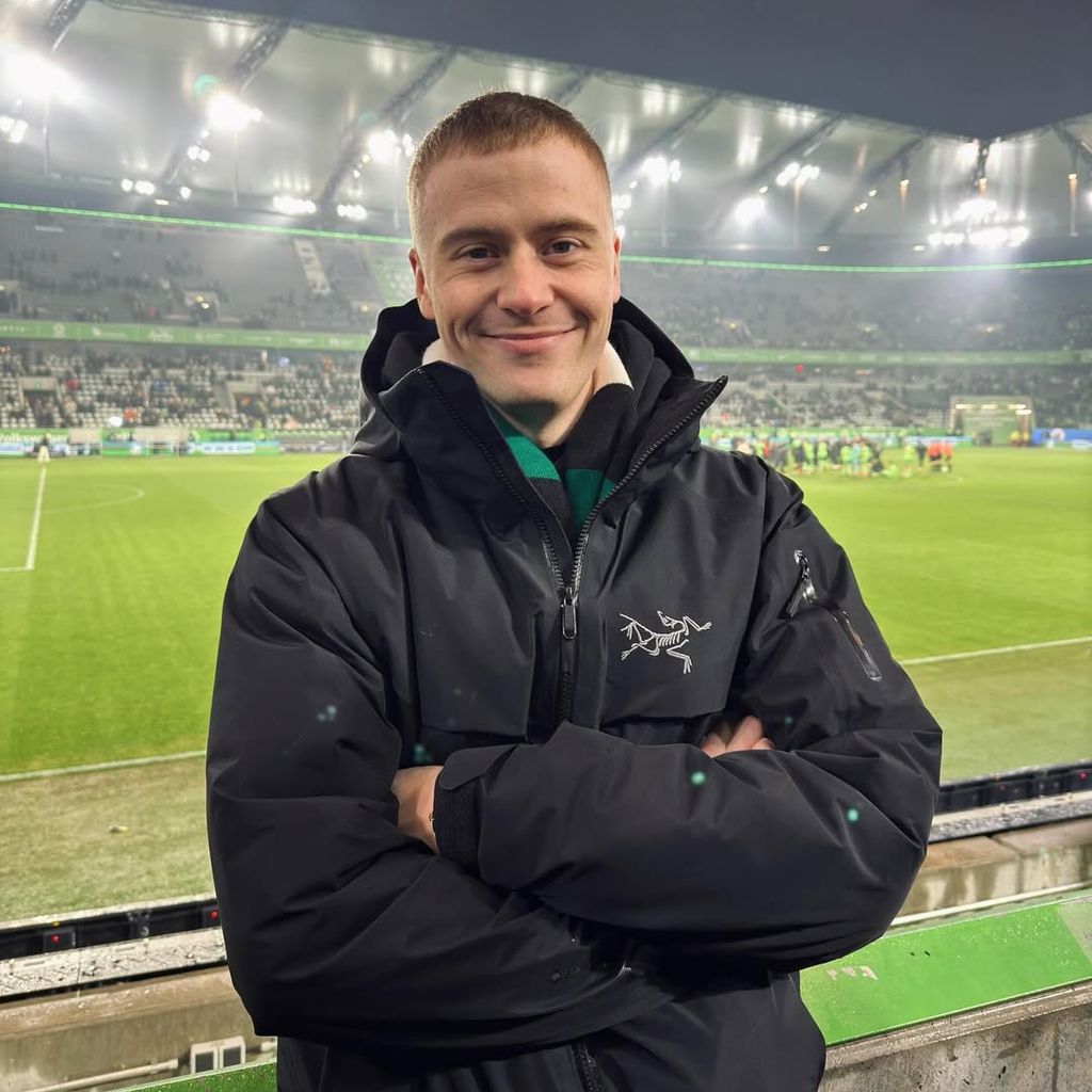 Social-Media-Star Marvin Wildhage im Fußballstadion, Januar 2025