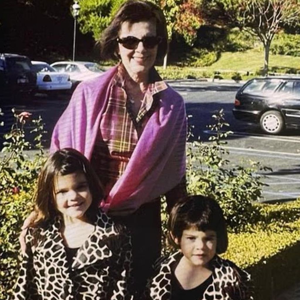 Mary Jo Campbell mit ihren Enkeln Kendall und Kylie Jenner