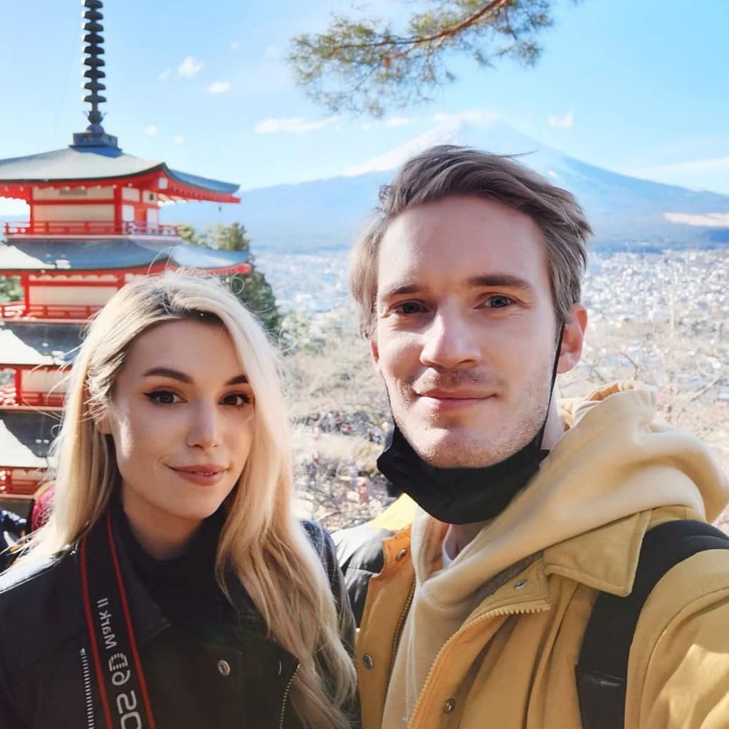 Marzia Bisognin und PewDiePie in Japan
