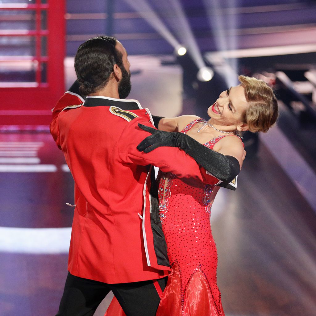 Massimo Sinató und Julia Dietze in der 10. "Let's Dance"-Show