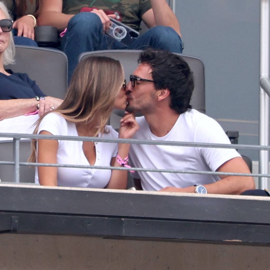 Mats Hummels und Nicola Cavanis beim Spiel Brasilien gegen Norwegen, Juli 2026