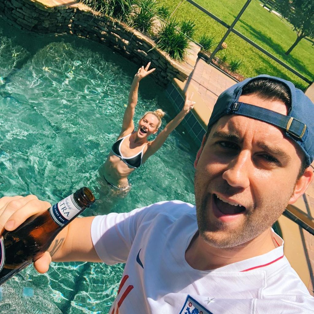Matthew Lewis und seine Ehefrau Angela Jones, im Jahr 2018