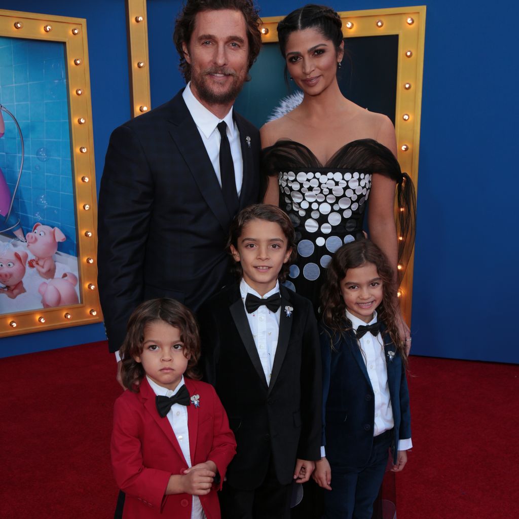 Matthew McConaughey mit seiner Familie auf der Premiere des Films "Sing"