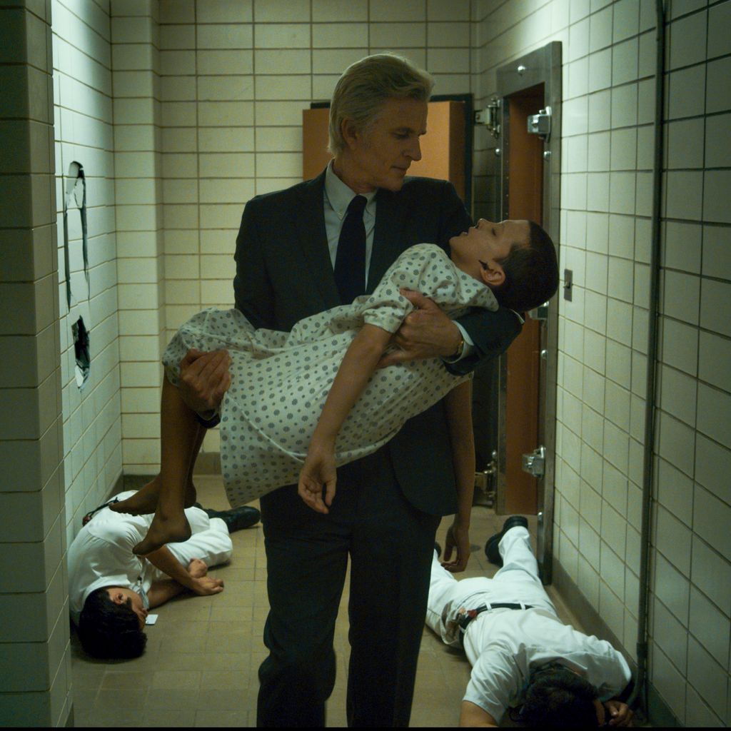 Matthew Modine und Millie Bobby Brown in "Stranger Things"