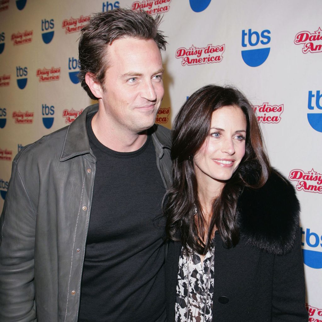 Matthew Perry und Courteney Cox im November 2005