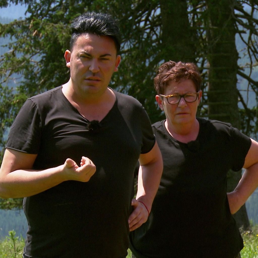 Matthias Mangiapane und seine Mutter Dagmar bei "Forsthaus Rampensau Germany"