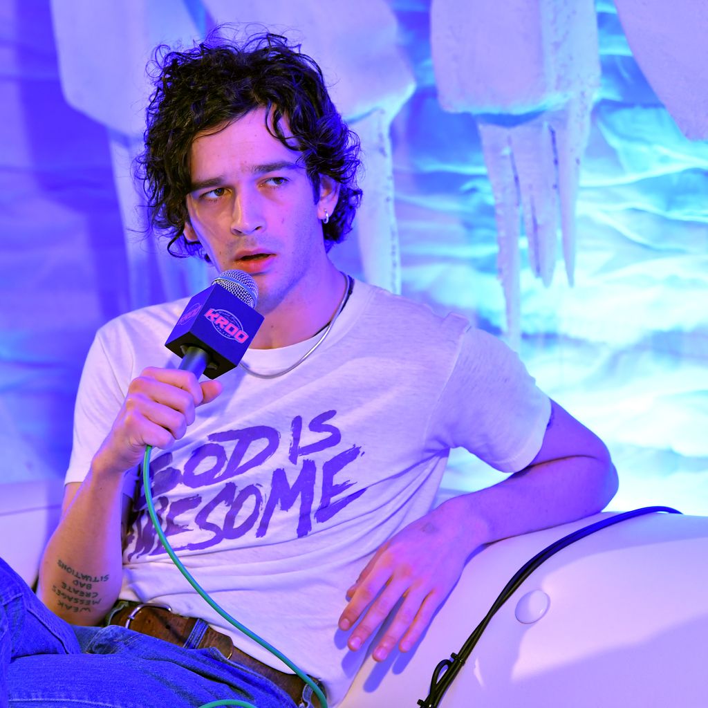 Matty Healy, Sänger