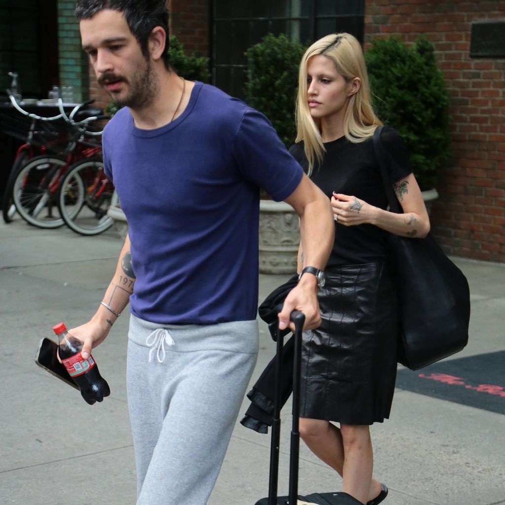Matty Healy und Gabbriette Bechtel im Juni 2024