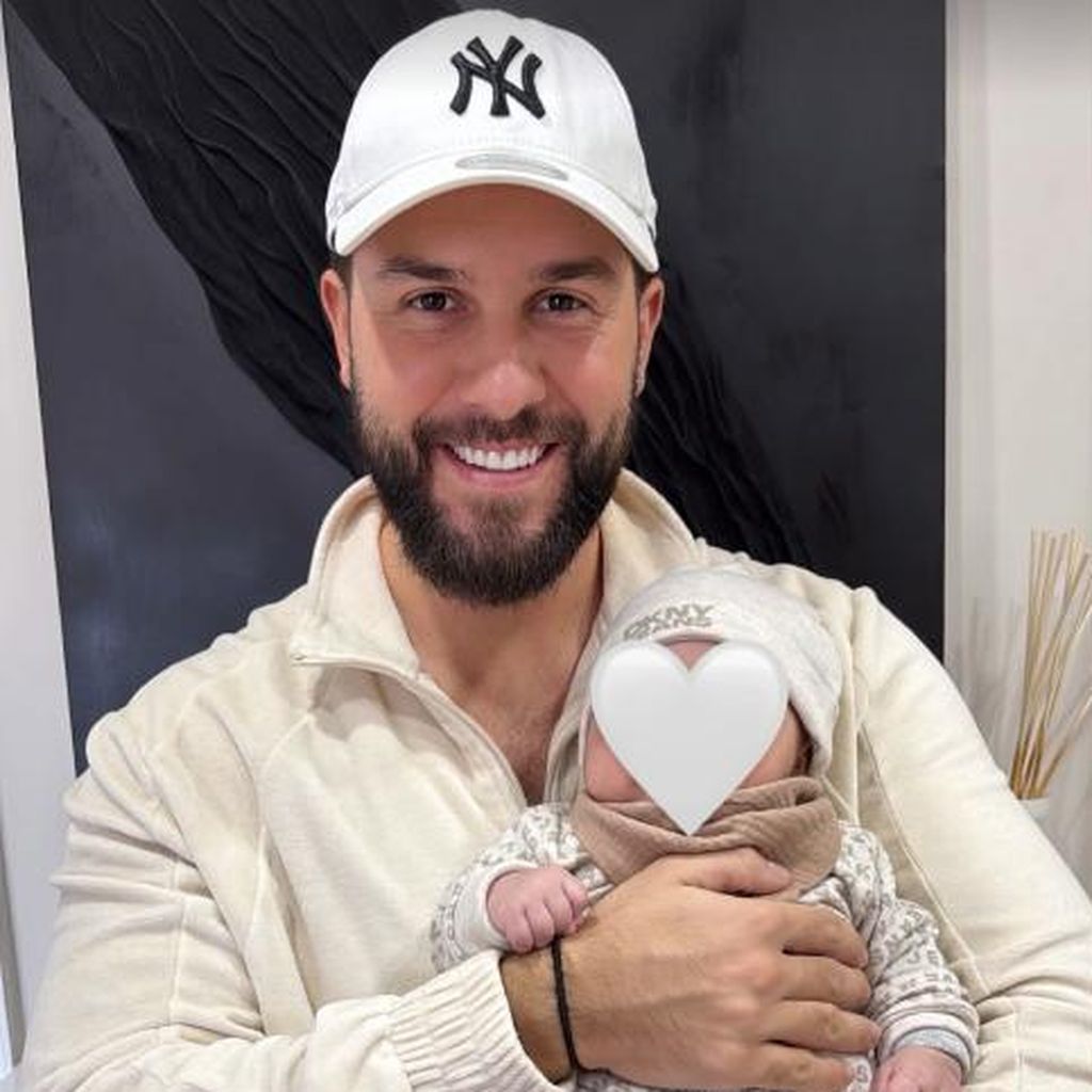 Maurice Dziwak und sein Sohn im März 2025