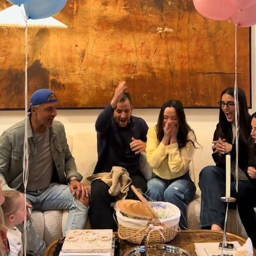 Mauricio Umansky, Zach Goldsmith, Farrah Aldjufrie und Sophia Umansky