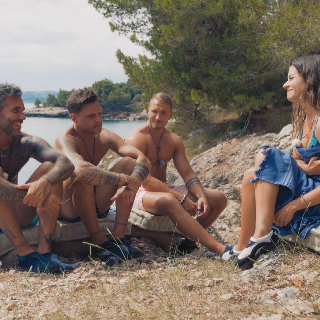 Max Adrio, Dominik Bobinger, Lars Maucher und Maxime Herbord bei "Die Bachelorette"